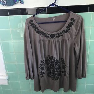 Garnet Hill Embroidered smock type top XL